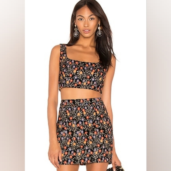 Endless Rose Scoop Neck Crop Top in Black, Size Large, NWT - Picture 1 of 10